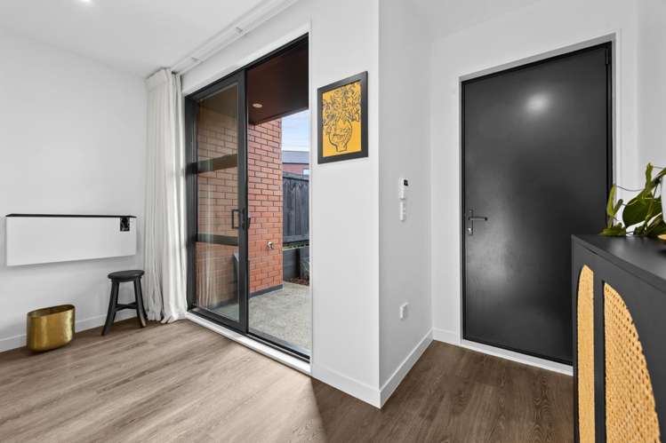 7 Puhua Lane Mount Roskill_9