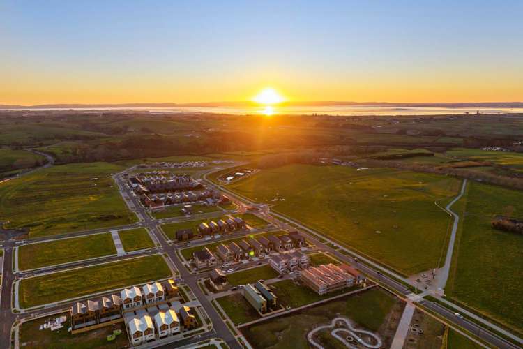 35 Karaka Village Parade Karaka_20