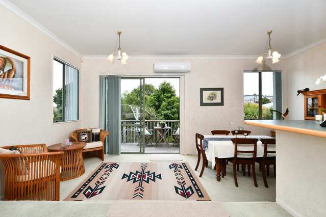 25b Duncan Avenue Te Atatu South_3