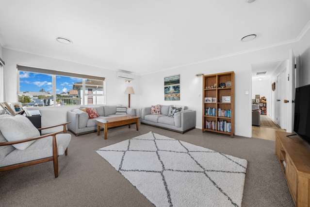32 Athena Drive Totara Vale_4
