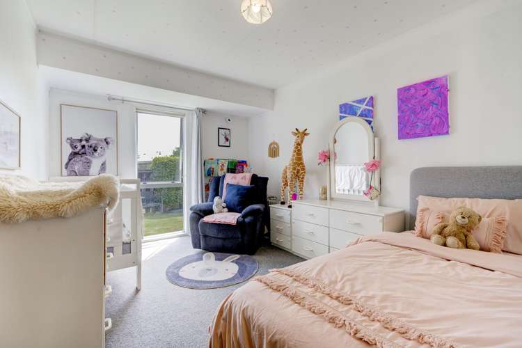 9 Glendale Drive Dinsdale_11