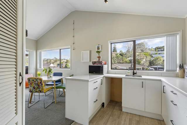 1/7 Newstead Avenue Browns Bay_2