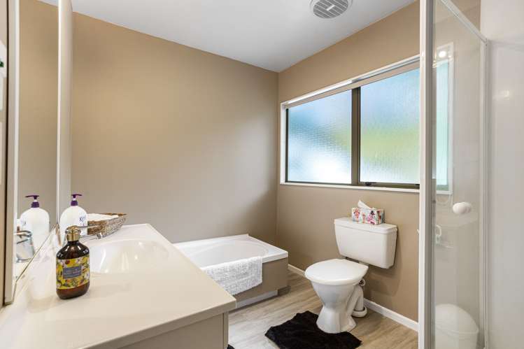 16a Kingsclere Place Goodwood Heights_14