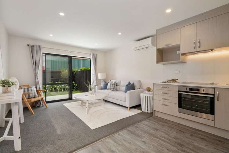 80A Shakespeare Road Waltham_2