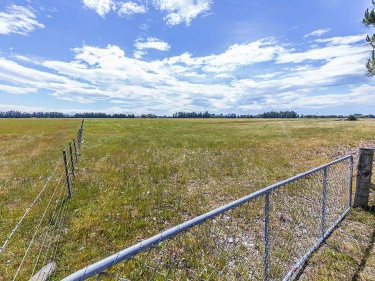 130 Mcleans Island Road Harewood_24