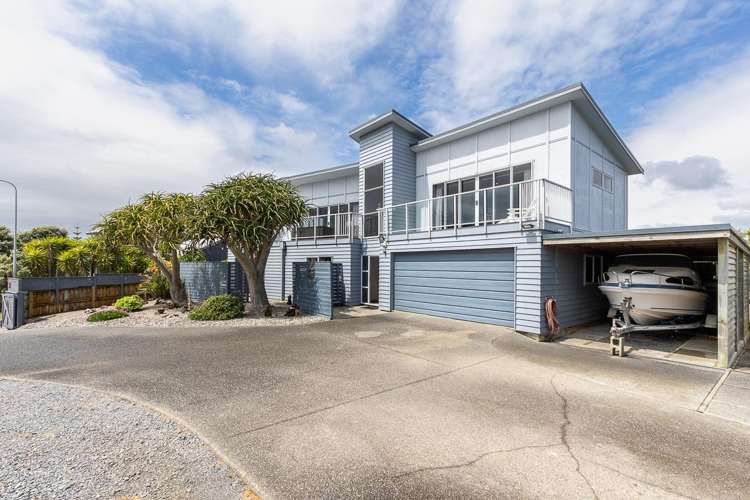 38 Pharazyn Avenue Waikanae Beach_13