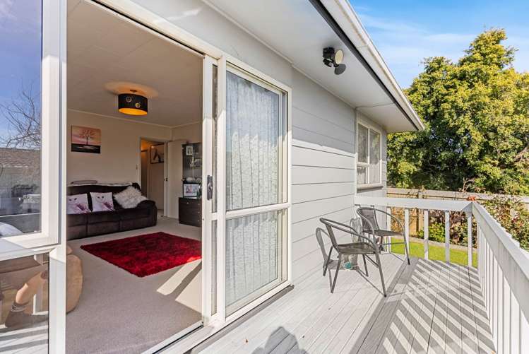 2/8 Seton Place Clover Park_15