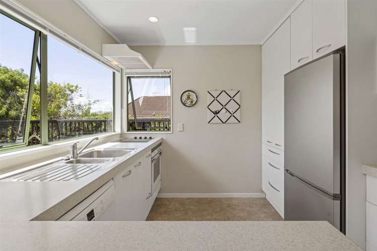 2/883 East Coast Road Northcross_9