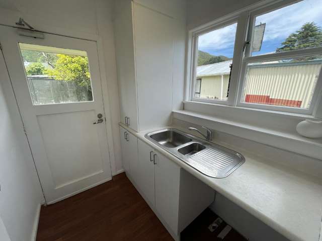 8 Whakataki Grove Waiwhetu_4