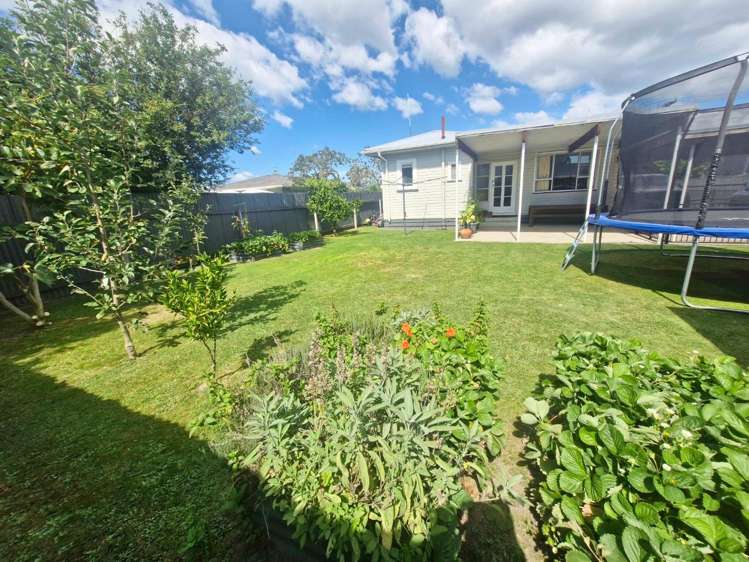 25 Station Road Whakatu_17