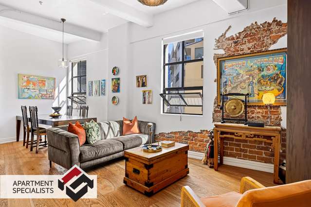 THE APARTMENT THAT FORGOT TO BE SMALL
