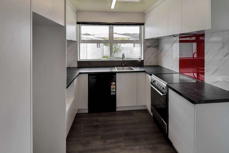 24 Kairanga Crescent Wainuiomata_1