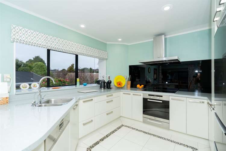 8a Perindale Drive Chartwell_8