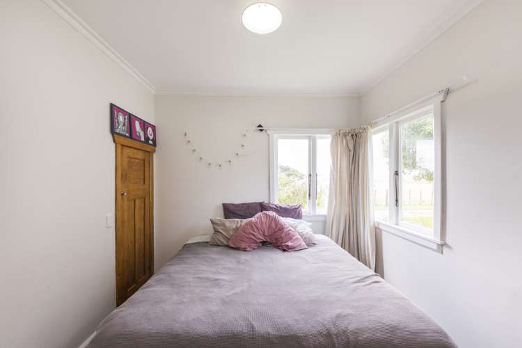 149 Short Road Halcombe_18