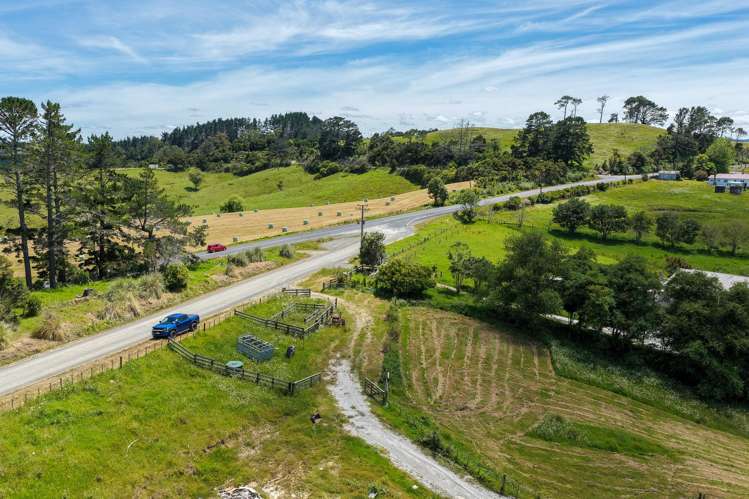 9 Petley Road Paparoa_19