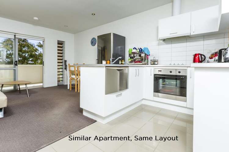 E9/71 Spencer Road Oteha_1