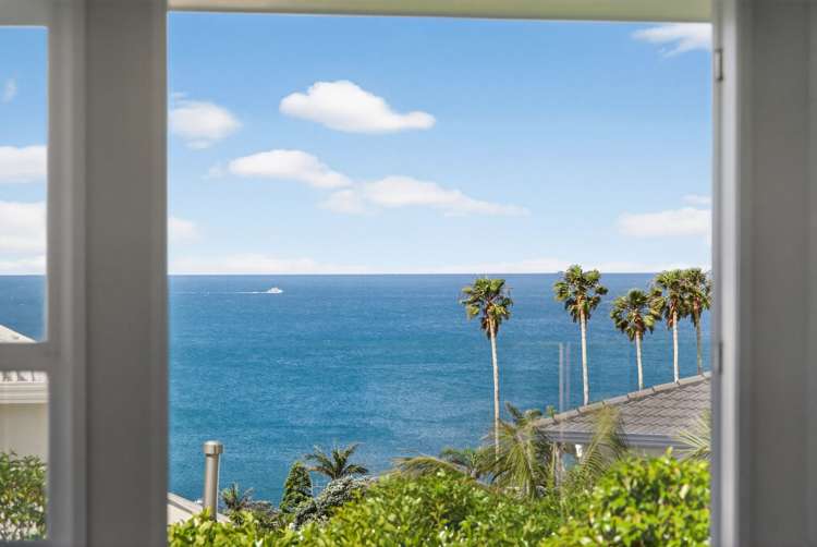 2/33 Gulf View Road Murrays Bay_4