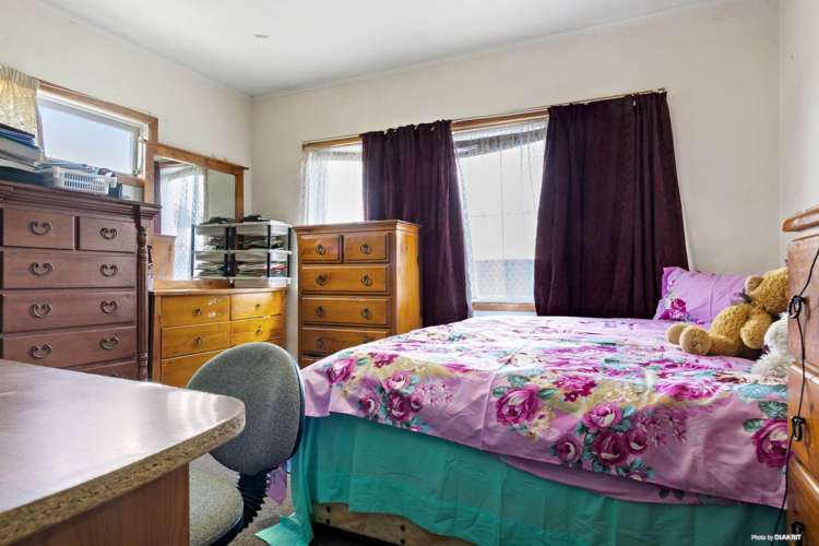 7 Archibald Road Kelston_2