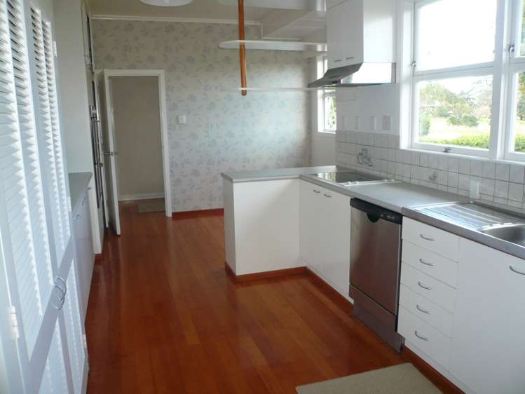 167 Redoubt Road Flat Bush_6