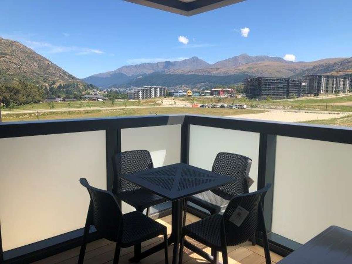 Furnished Studio Unit with Balcony and Basement Carpark 3