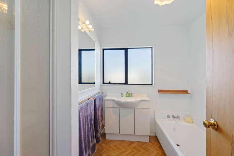 9 Moana Street Otaki Beach_13