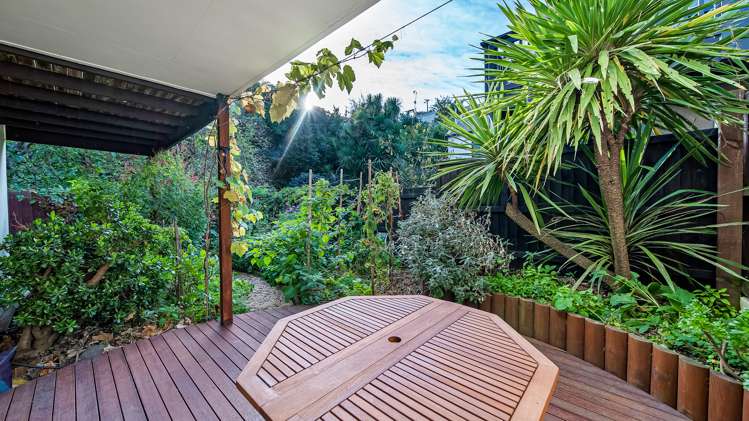 61 Oxford Street Lyttelton_8