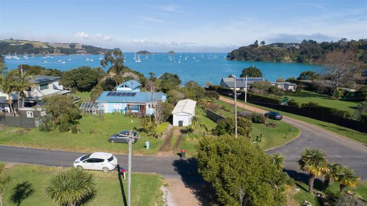 13 Shelly Beach Road Surfdale_19