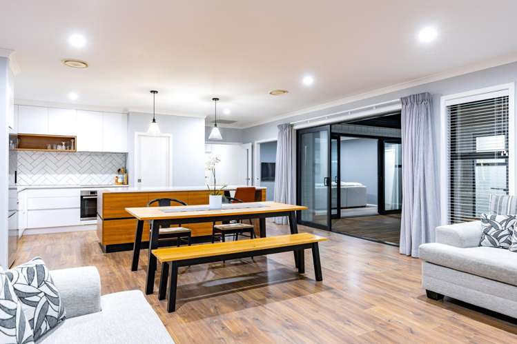 33 Blackmore Place Springlands_12