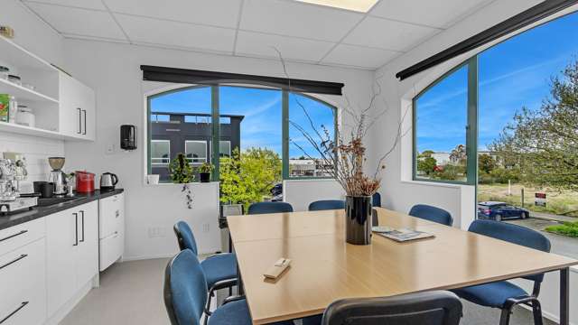 39 Leslie Hills Drive Riccarton_4
