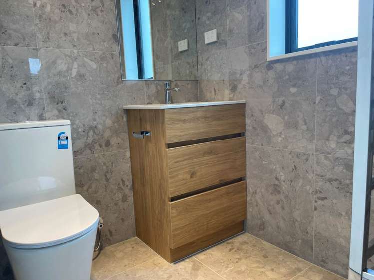 36b Crestview Rise Papakura_14