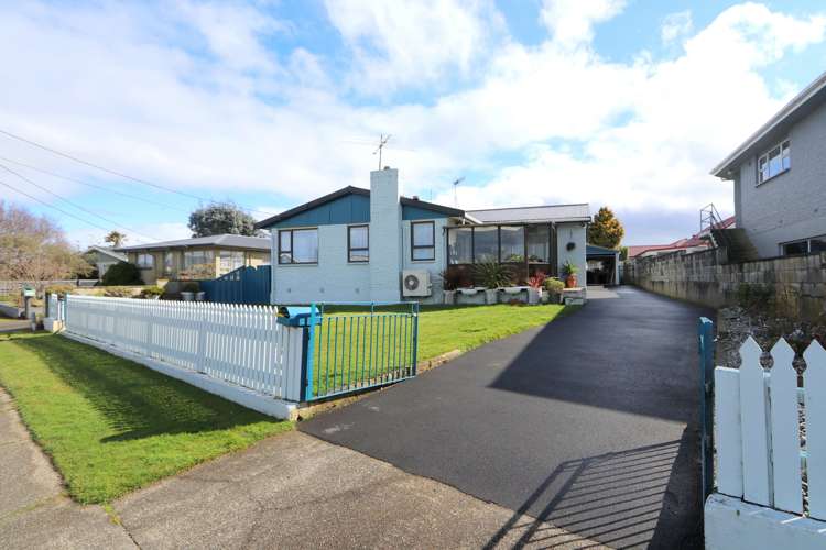 52 Edinburgh Crescent Waikiwi_24
