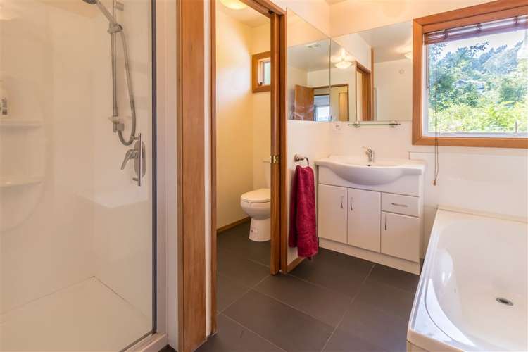 10 Mclelland Street Macandrew Bay_18