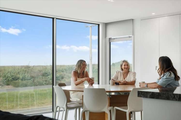 804 Papamoa Beach Road Papamoa Beach_16