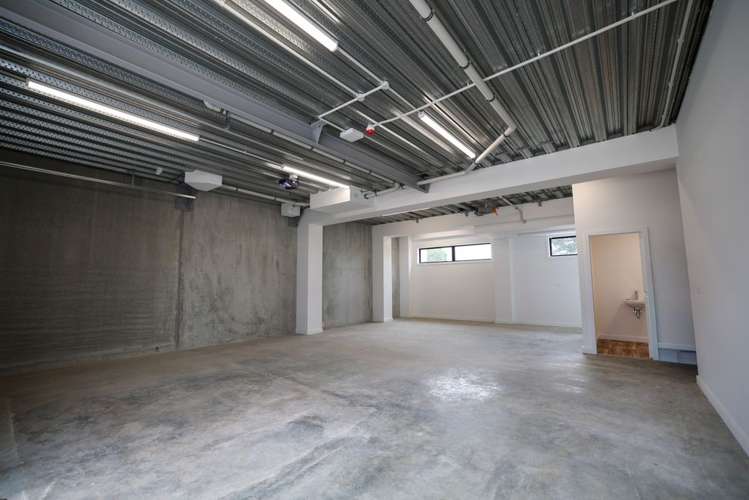 8/15 Keehan Drive Hilltop_21