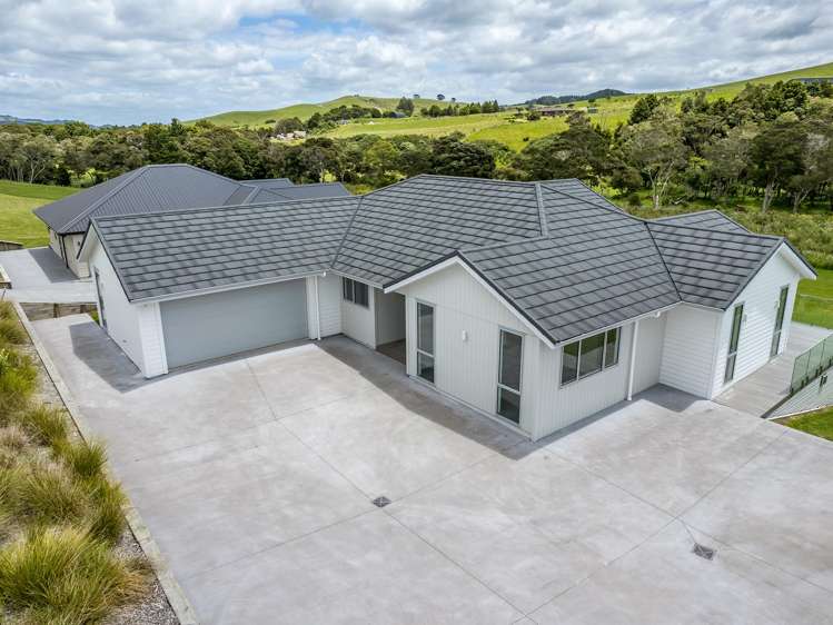 36 Admiralty Drive_0