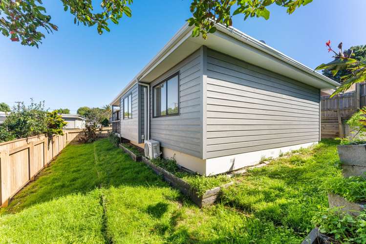 19B Hurley Road Paraparaumu Beach_14