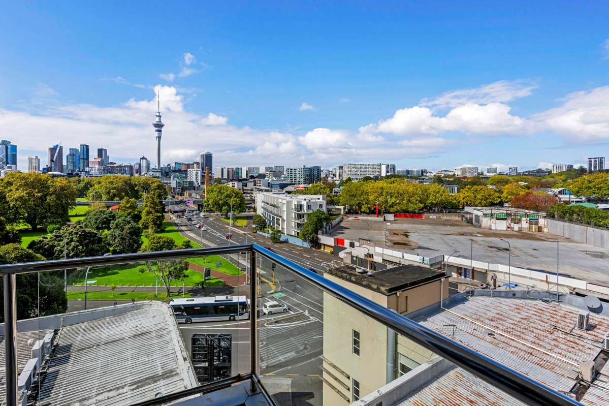 2-4 Hargreaves Street_2