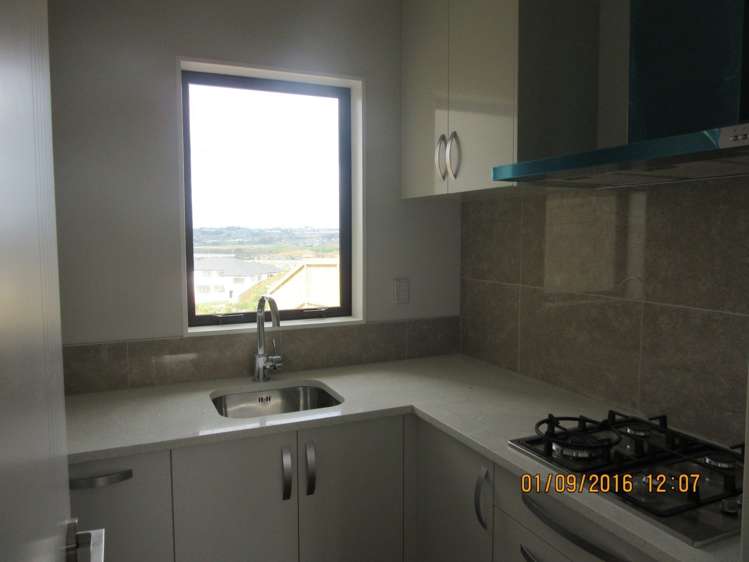 10 Ascension Crescent Orewa_4