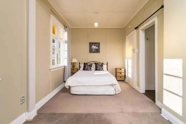 27 Marine Parade Macandrew Bay_14