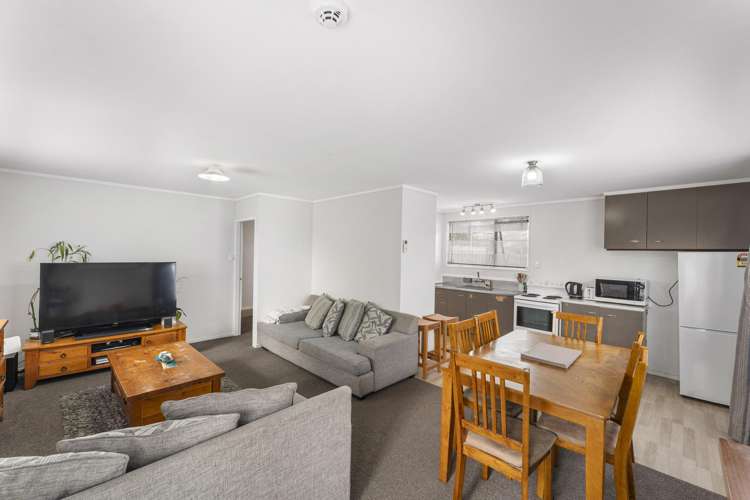 1/55 Redcrest Avenue Red Hill_5