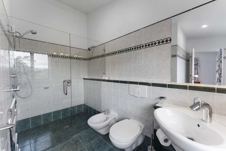 61 Twin Lakes Road Te Marua_15