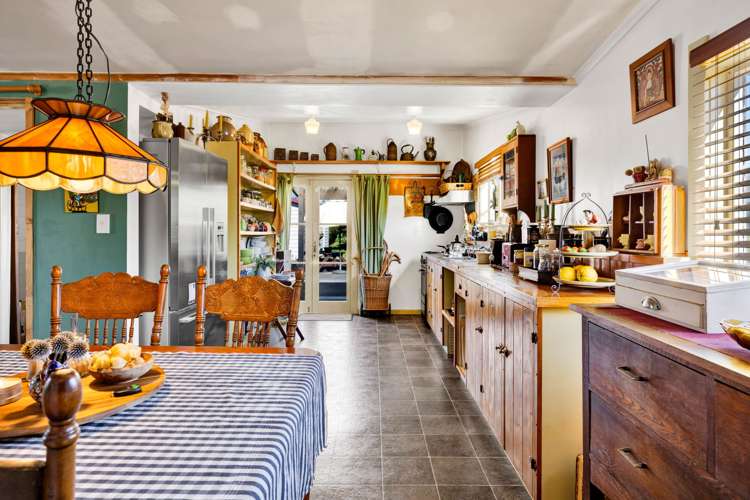 77 Swansea Road Stratford_10