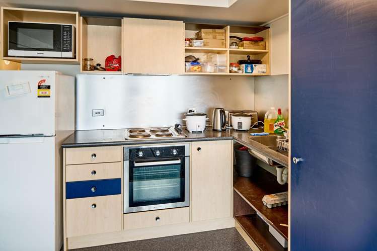 9I/242 Taranaki Street_4