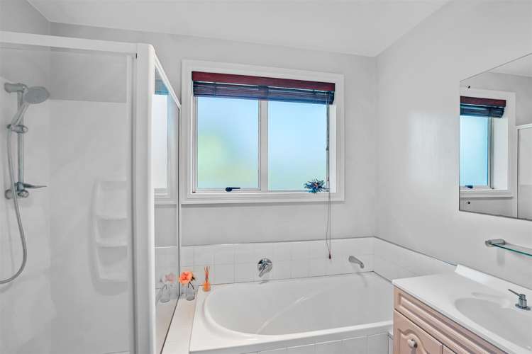 42 Brabourne Street Hillsborough_12