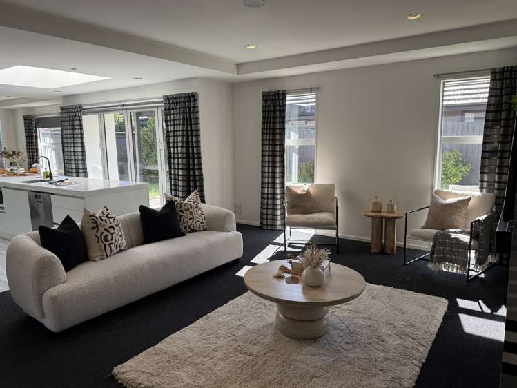 11 Handley Crescent_2