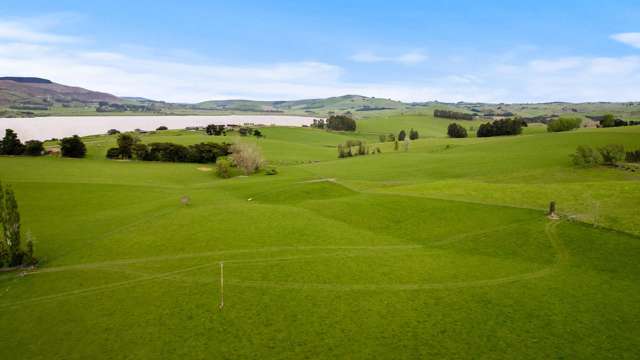 93 Baker Road, 66 Waihola Hill Road and Berwick Road Clarendon_4