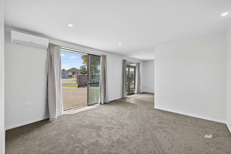 49 Doreen Street Aranui_24