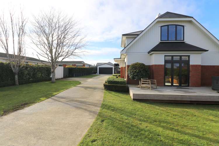 67 Antrim Street Windsor_34