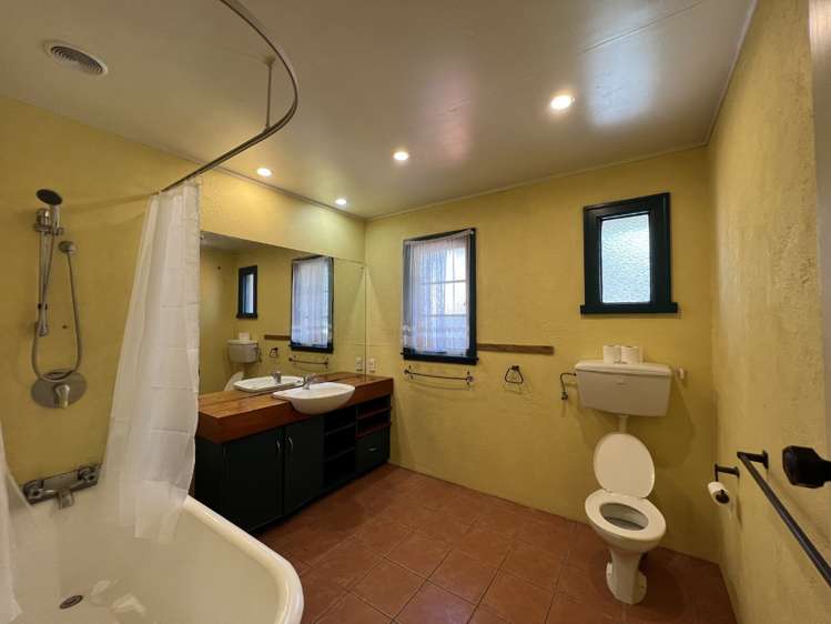 292 Western Hills Drive Avenues_6