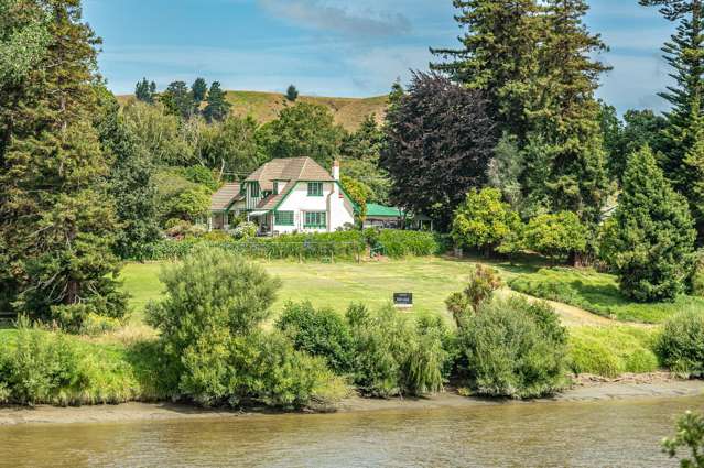 33 Riverbank Road Okoia_1